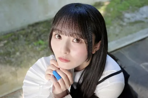 片山 紗希｜じっとこっち見ている🐦‍⬛（2026-05-09）｜2枚目