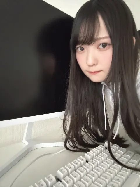 佐藤 優羽｜打鍵音は心地の良い子守唄。（2026-05-10）｜2枚目