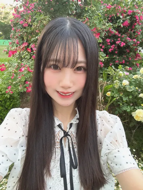 鶴崎 仁香｜夜風が心地いい季節になって（2026-05-13）｜4枚目