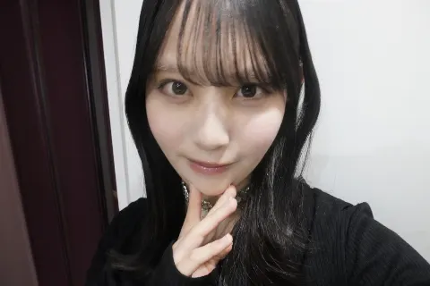 松尾 桜｜ピンクと黒はどっちが暗い？（2026-06-24）｜3枚目