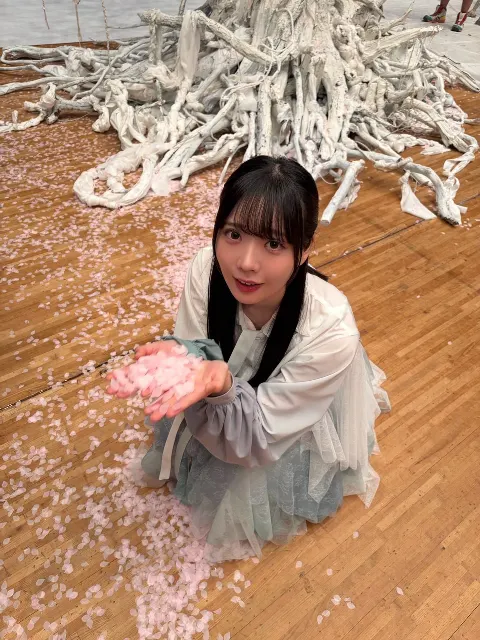 坂井 新奈｜君を好きだと気づいた日は（2026-09-28）｜7枚目