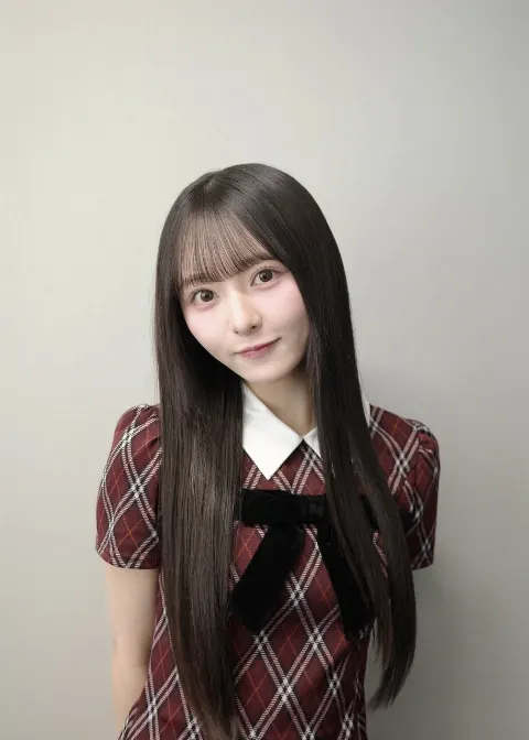 片山 紗希｜ロングのストレート（2026-10-04）