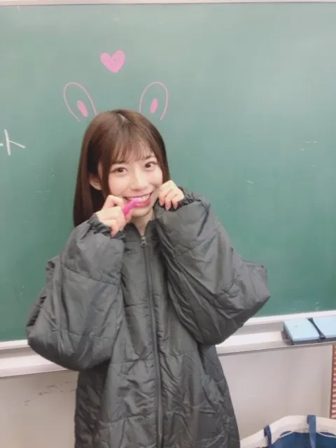 東村 芽依｜待ってるよ〜？❤︎（2019-02-15）｜5枚目