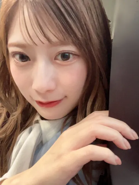 東村 芽依｜🦒（2023-10-12）｜3枚目