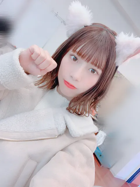 東村 芽依｜😸（2020-01-06）｜3枚目