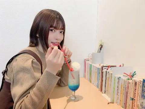東村 芽依｜🍨（2020-01-09）｜2枚目