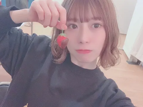 東村 芽依｜🍓（2020-03-16）｜2枚目