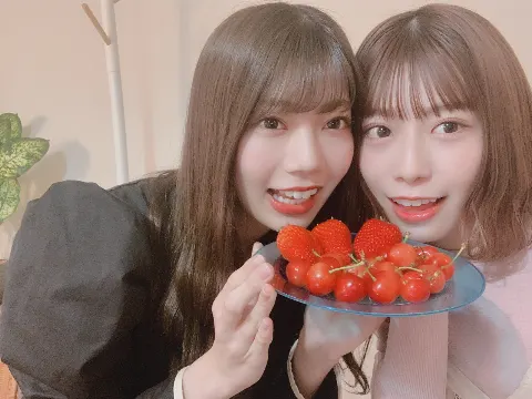 東村 芽依｜🍓（2020-03-30）｜2枚目