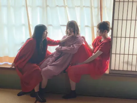 東村 芽依｜🍓（2020-03-18）｜4枚目
