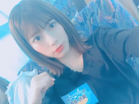 東村 芽依｜🍓（2020-04-04）｜8枚目