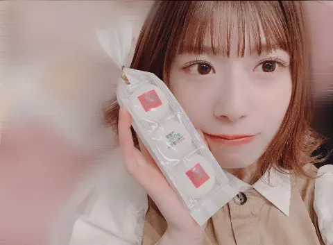 東村 芽依｜🍓（2020-04-30）｜2枚目