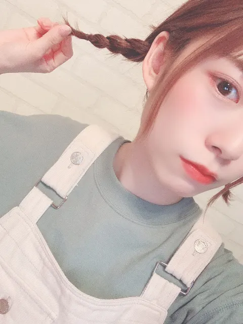 東村 芽依｜🍓（2020-04-27）｜2枚目