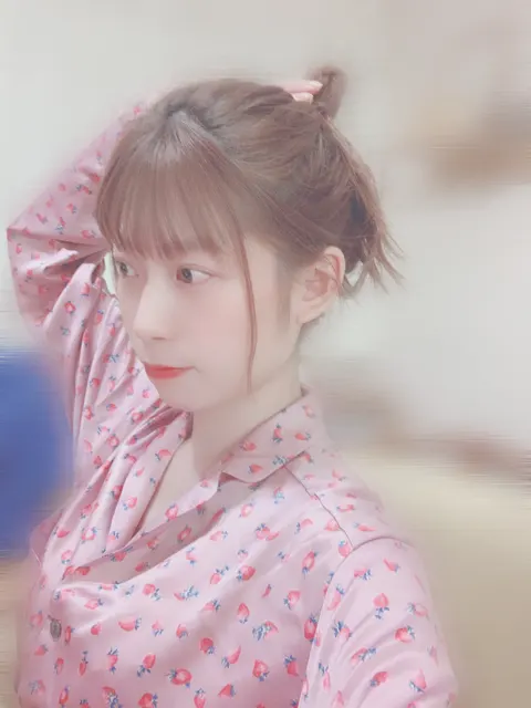 東村 芽依｜🍓（2020-05-08）｜2枚目