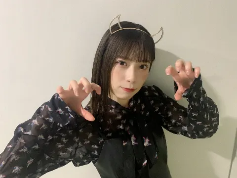 東村 芽依｜😈（2020-10-31）