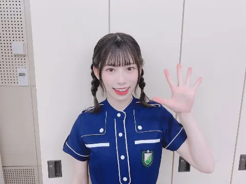 東村 芽依｜🍃（2020-10-26）