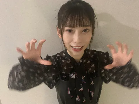 東村 芽依｜😈（2020-10-31）｜3枚目