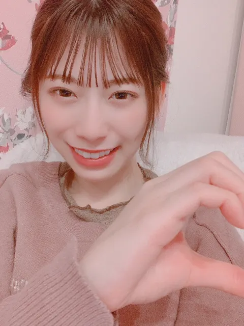 東村 芽依｜🐰（2020-11-23）｜3枚目