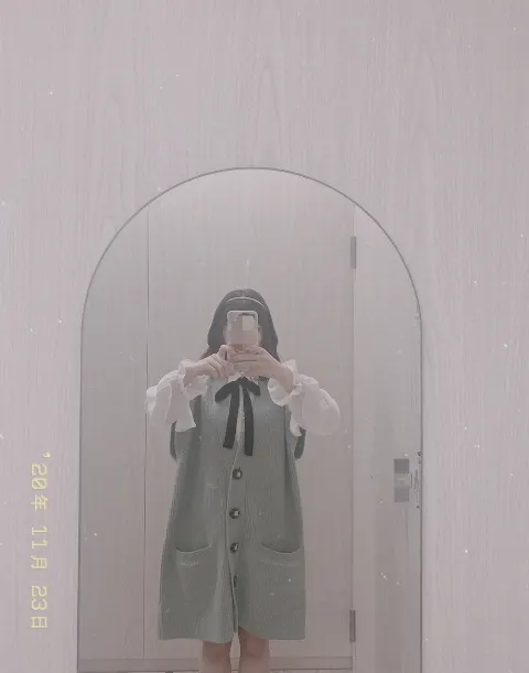 東村 芽依｜🍏（2020-11-24）｜2枚目