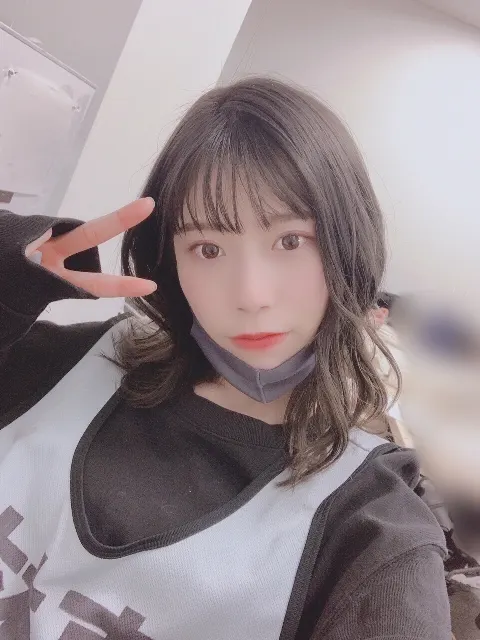 東村 芽依｜🍮（2021-01-17）