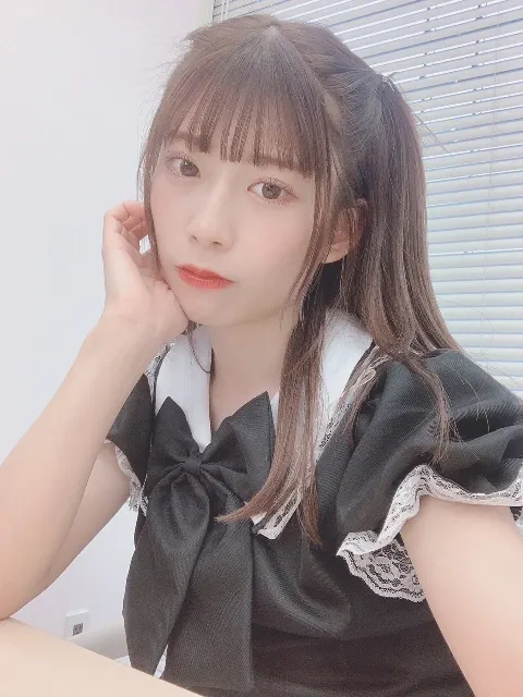東村 芽依｜🌽（2021-11-16）｜2枚目