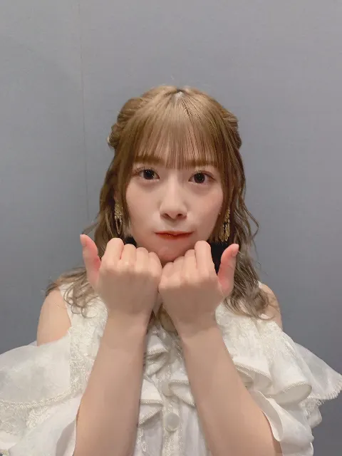 東村 芽依｜💐（2021-12-31）｜4枚目