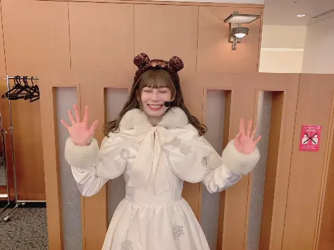 東村 芽依｜🐻（2021-12-01）｜3枚目