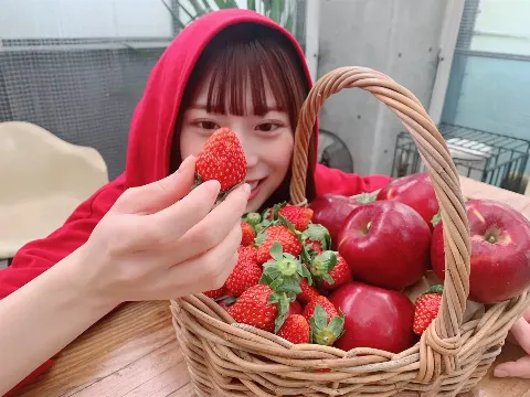 東村 芽依｜🍓（2022-01-05）｜4枚目