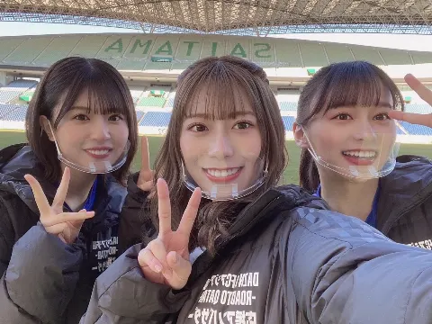 東村 芽依｜🍈（2022-01-27）｜2枚目