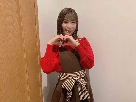 東村 芽依｜🍓（2022-02-10）｜3枚目