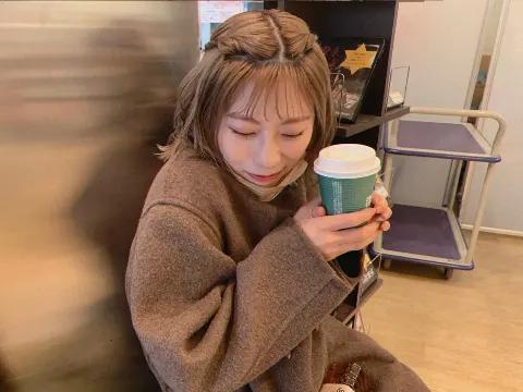 東村 芽依｜☕️（2022-03-12）｜6枚目