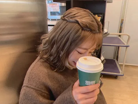 東村 芽依｜☕️（2022-03-12）｜9枚目