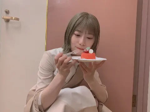 東村 芽依｜🪐（2022-04-10）｜3枚目