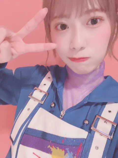 東村 芽依｜🎨（2022-08-30）｜3枚目