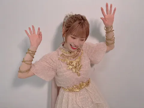 東村 芽依｜🦢（2022-08-21）｜4枚目