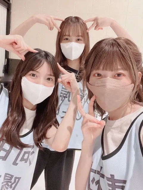 東村 芽依｜🐇（2022-09-01）｜4枚目