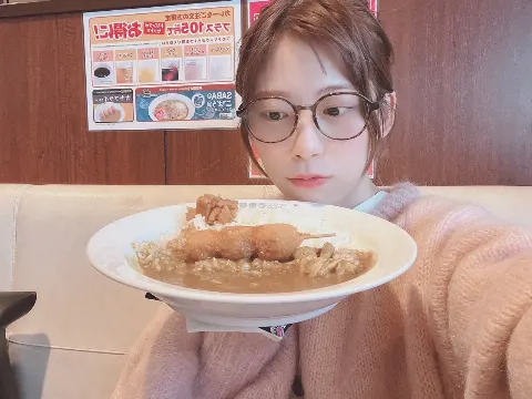 東村 芽依｜🍛（2022-10-27）｜5枚目