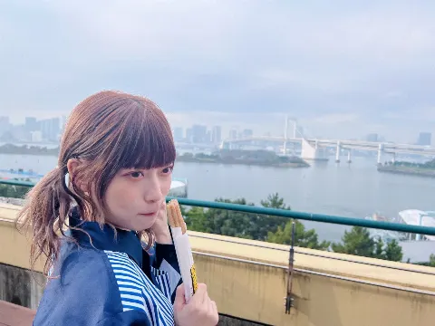 東村 芽依｜🐩（2022-11-29）｜5枚目