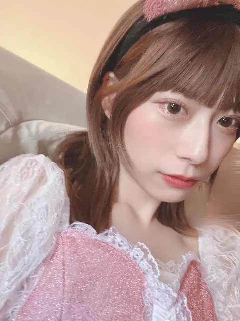 東村 芽依｜🐇（2022-11-05）｜3枚目