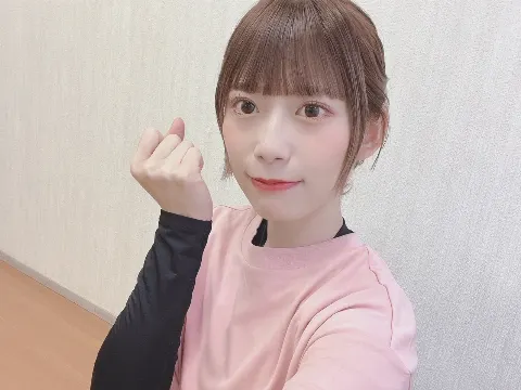 東村 芽依｜🐯（2022-12-27）｜2枚目