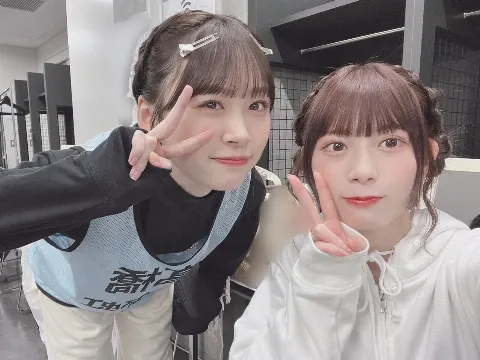 東村 芽依｜🎁（2022-12-19）｜15枚目