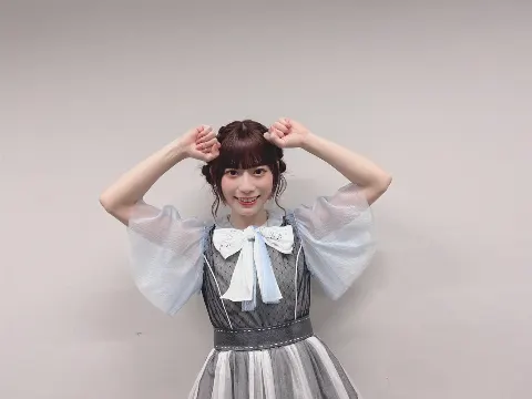東村 芽依｜🎁（2022-12-19）｜3枚目