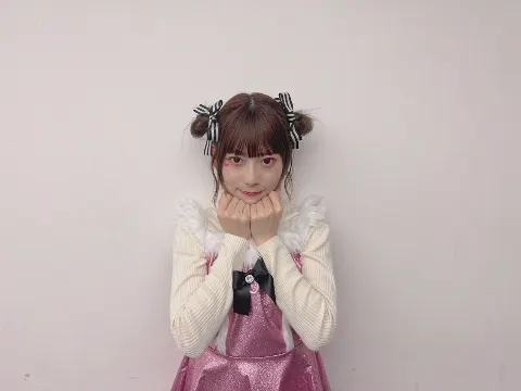 東村 芽依｜🦌（2022-12-24）