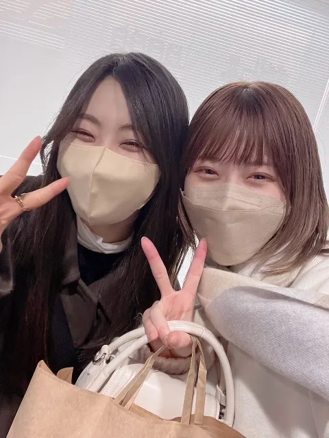 東村 芽依｜🍀（2023-01-30）｜2枚目