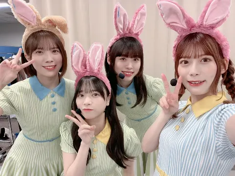 東村 芽依｜🐰（2023-12-04）｜3枚目