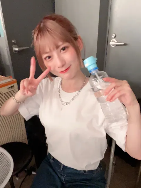 東村 芽依｜🐈‍⬛（2024-08-22）｜4枚目