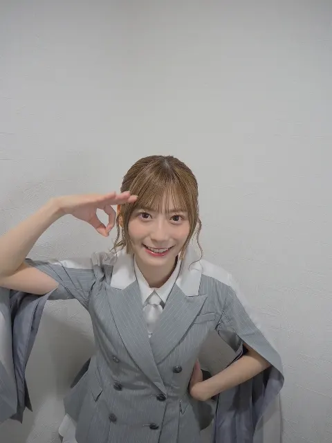 東村 芽依｜11月14日（2024-11-14）｜2枚目