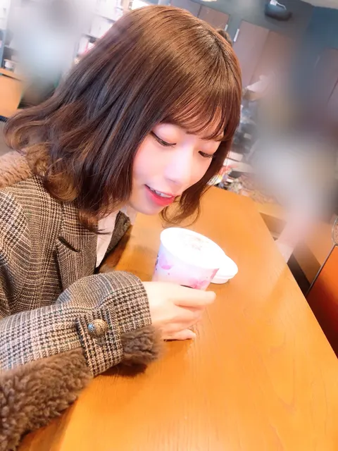 東村 芽依｜○○なう（2019-02-18）｜2枚目