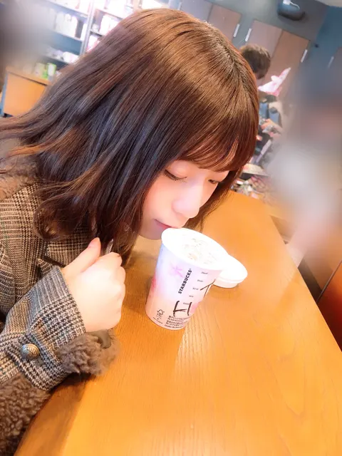 東村 芽依｜○○なう（2019-02-18）｜4枚目