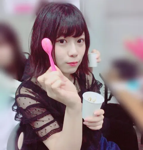 東村 芽依｜個握の写真...218（2017-07-13）