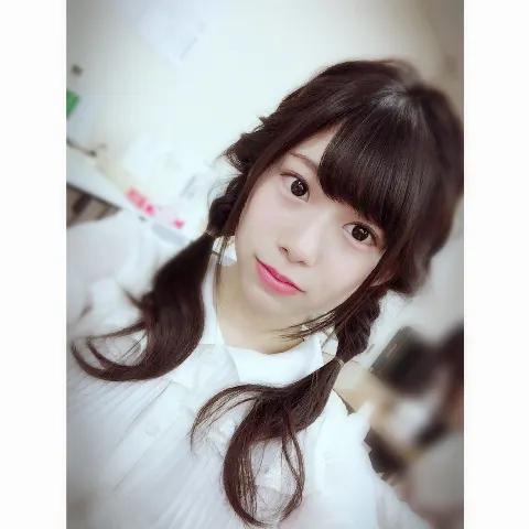 東村 芽依｜個別握手会...153（2017-04-08）